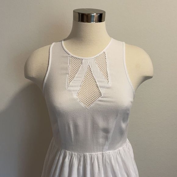 Cutest White Dress   - Picture 6 of 7